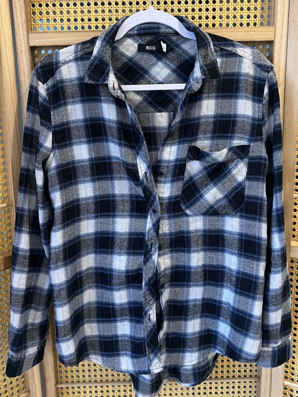 BDG Urban Outfitters Black Gray Plaid Flannel Shirt Size Small
